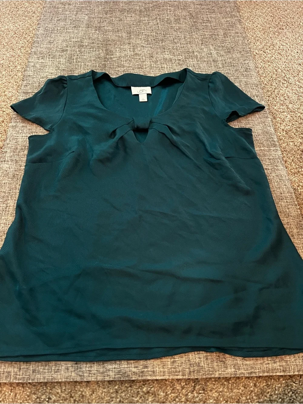 Ann Taylor LOFT Textured Keyhole Blouse Large Teal